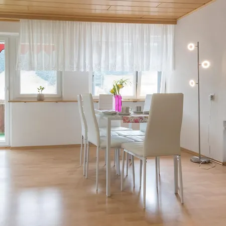 Landpension Am Sommerhang Apartamento *