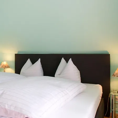 Landpension Am Sommerhang Apartamento *